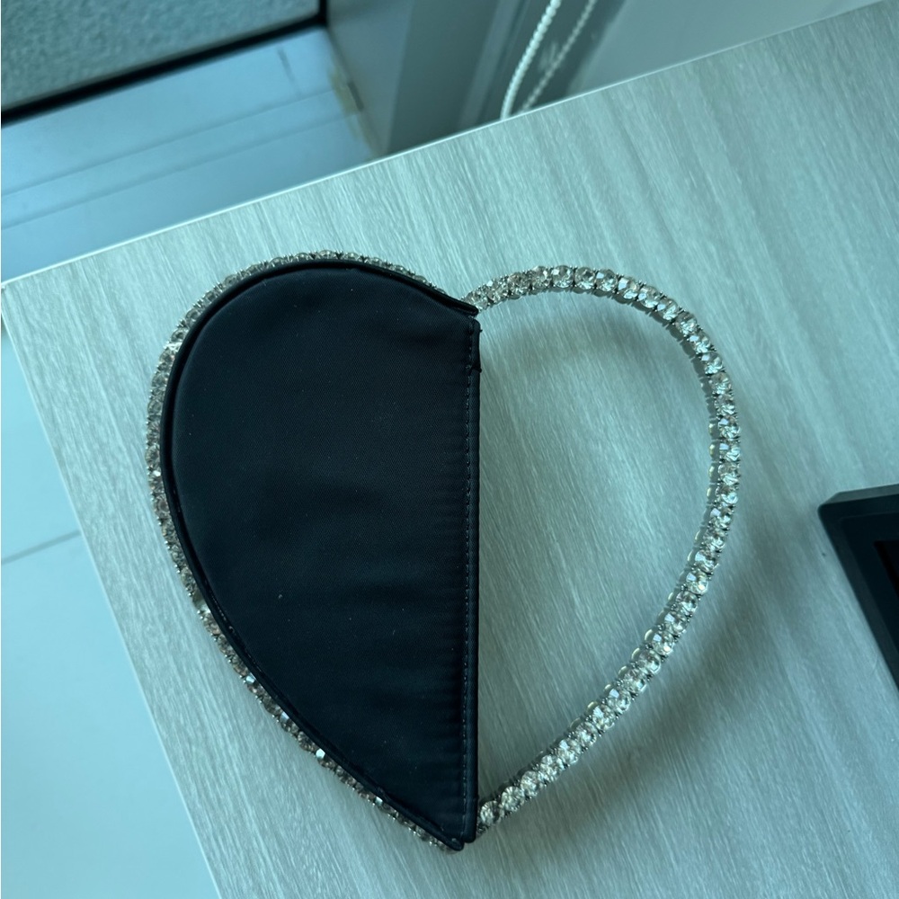 Heart-Shaped Black Clutch with Rhinestone Handle - Picture 5 of 8